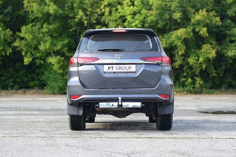 TOYOTA Fortuner 2016-  ТСУ съемный квадрат, фаркоп - Артикул 09111501 - Производитель PT Group - Фото, Отзывы, Цены