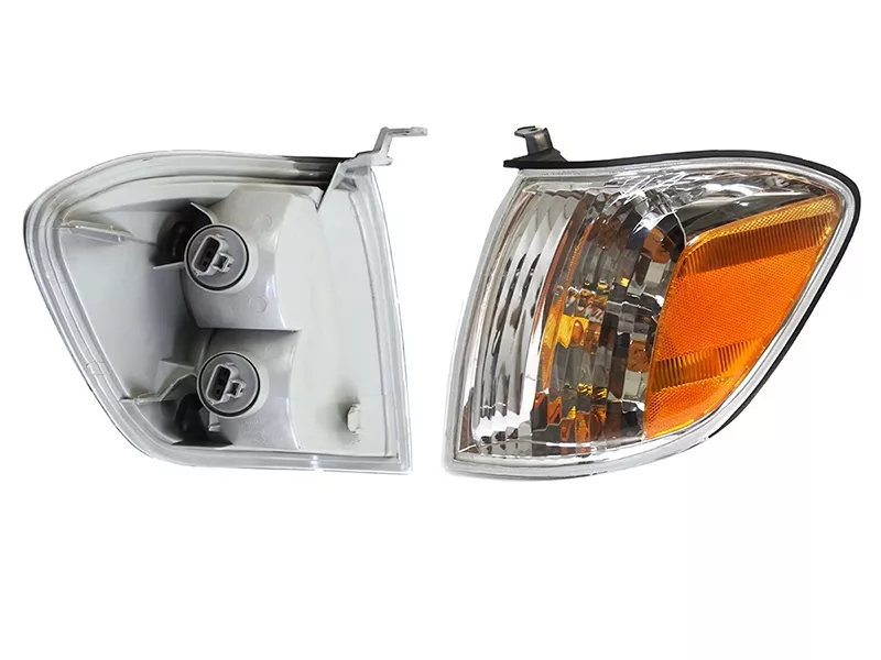 Габарит Toyota Sequoia 04-07 (Слева) - Артикул EE3121556L - Производитель Eagle Eyes - Фото, Отзывы, Цены 