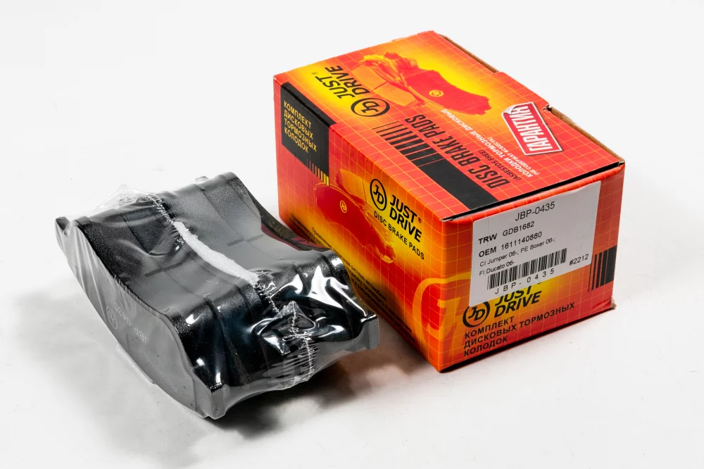 Колодки тормозные дисковые задние - Артикул JBP0435 - Производитель Just Drive - Фото, Отзывы, Цены 