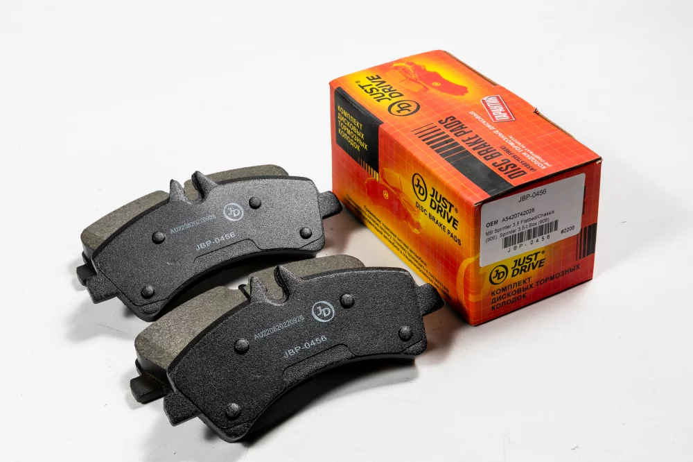 Колодки тормозные дисковые передние - Артикул JBP0456 - Производитель Just Drive - Фото, Отзывы, Цены 