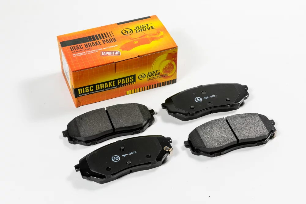 Колодки тормозные дисковые, передние (с антискрипной пластиной) - Артикул JBP0492 - Производитель Just Drive - Фото, Отзывы, Цены 