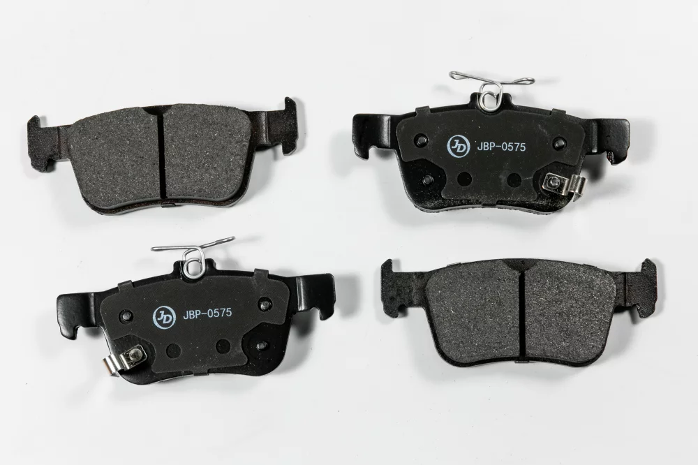 Колодки тормозные дисковые, задние (с антискрипной пластиной) - Артикул JBP0575 - Производитель Just Drive - Фото, Отзывы, Цены 