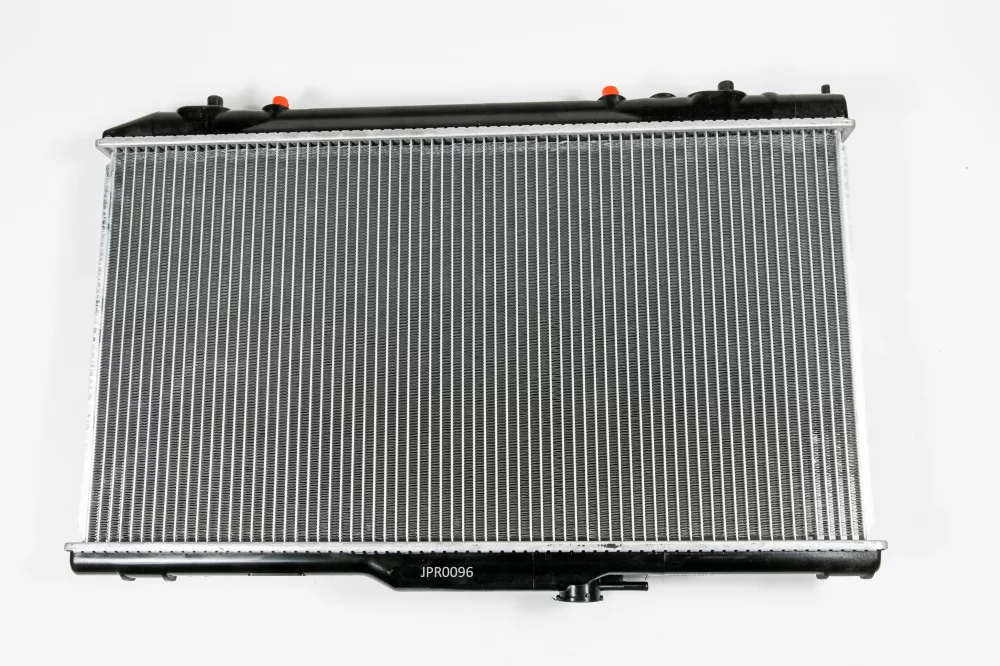 Радиатор двигателя AT (Способ сборки сот - Паяный) - Артикул JPR0096 - Производитель Just Drive - Фото, Отзывы, Цены 