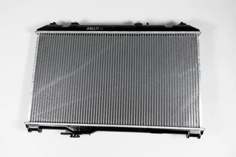Радиатор двигателя AT (Способ сборки сот - Паяный) - Артикул JPR0177 - Производитель Just Drive - Фото, Отзывы, Цены 