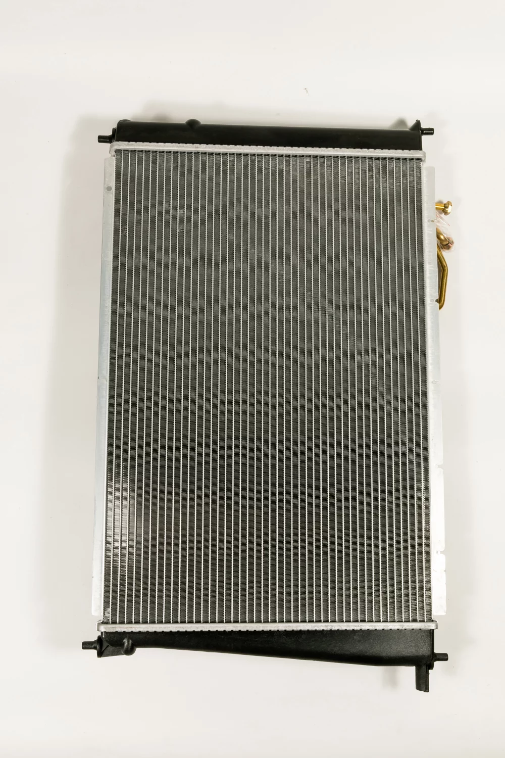 Радиатор двигателя AT (Способ сборки сот - Паяный) - Артикул JPR0217 - Производитель Just Drive - Фото, Отзывы, Цены 