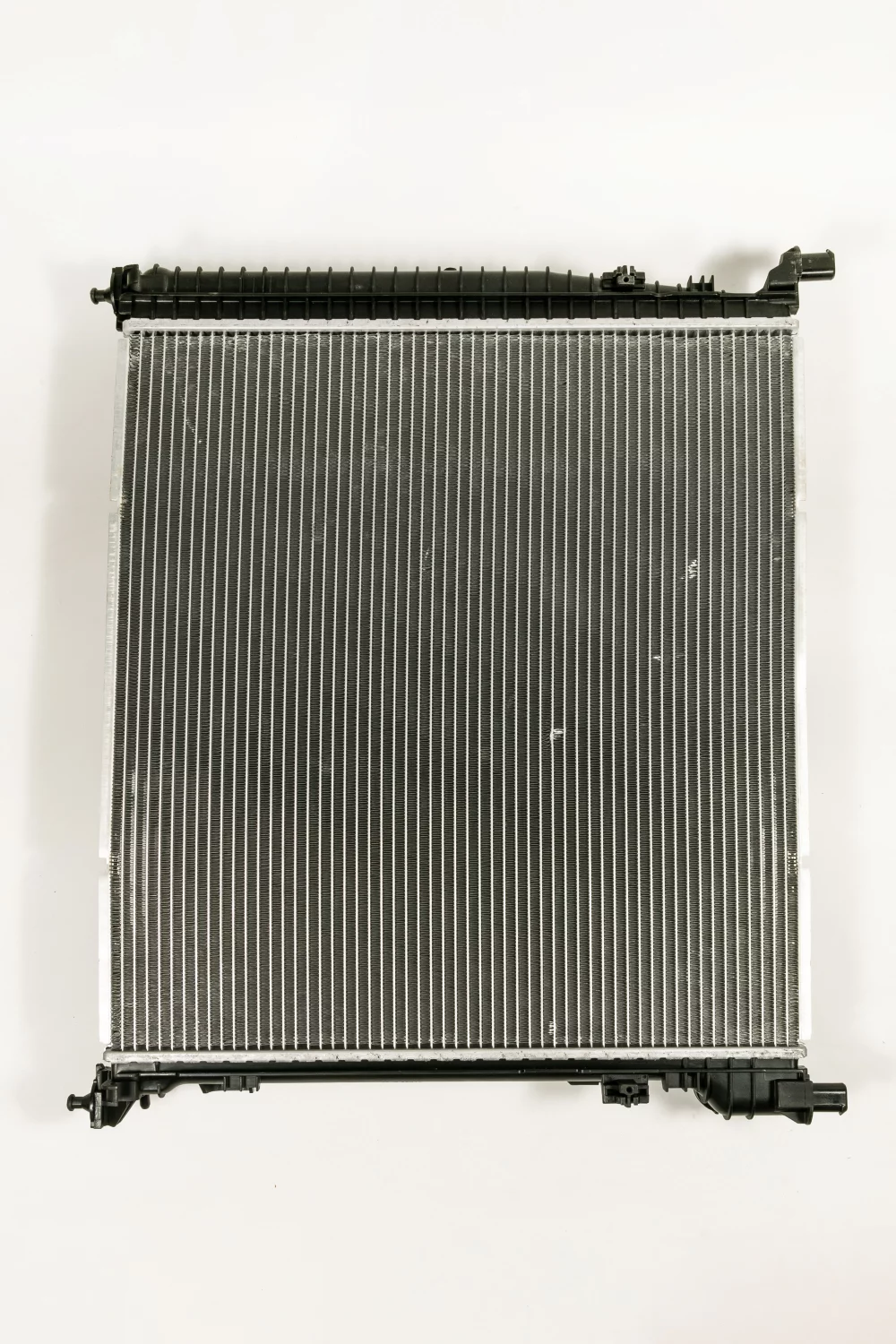 Радиатор двигателя AT (Способ сборки сот - Паяный) - Артикул JPR0245 - Производитель Just Drive - Фото, Отзывы, Цены 