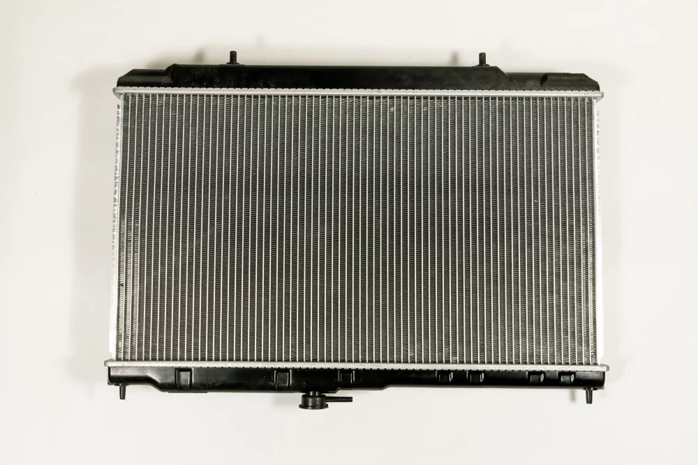 Радиатор двигателя AT (Способ сборки сот - Паяный) - Артикул JPR0250 - Производитель Just Drive - Фото, Отзывы, Цены 