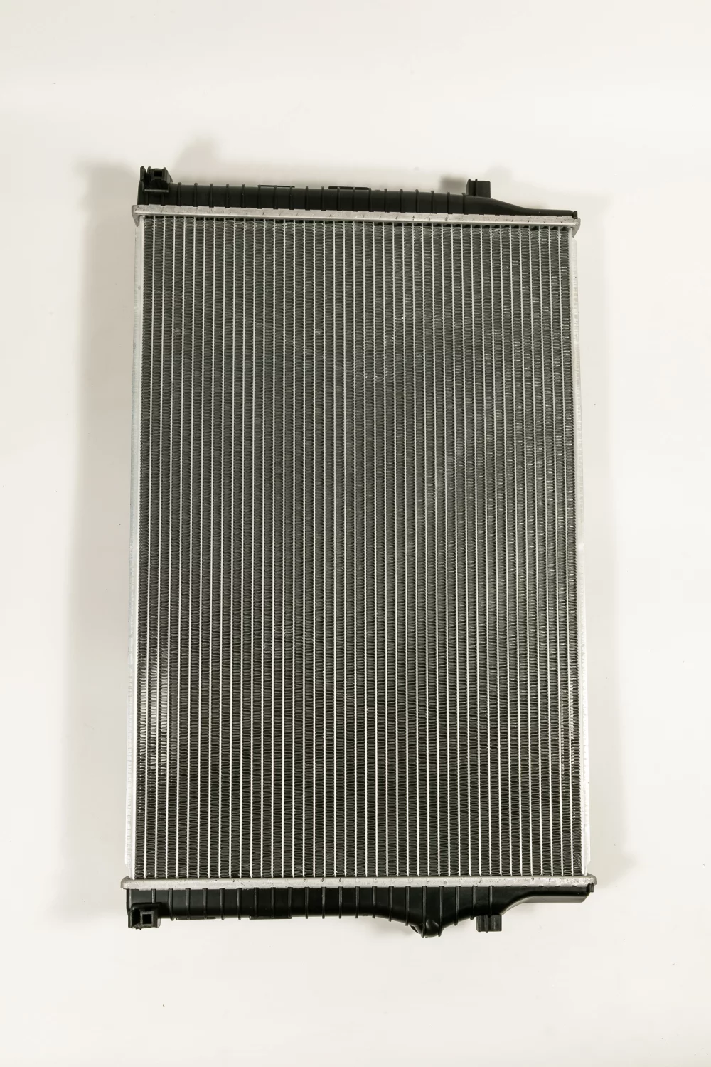 Радиатор двигателя AT (Способ сборки сот - Паяный) - Артикул JPR0262 - Производитель Just Drive - Фото, Отзывы, Цены 