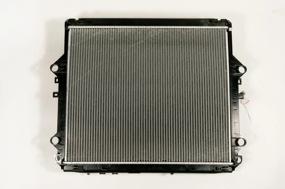 Радиатор двигателя AT (Способ сборки сот - Паяный) - Артикул JPR0268 - Производитель Just Drive - Фото, Отзывы, Цены 