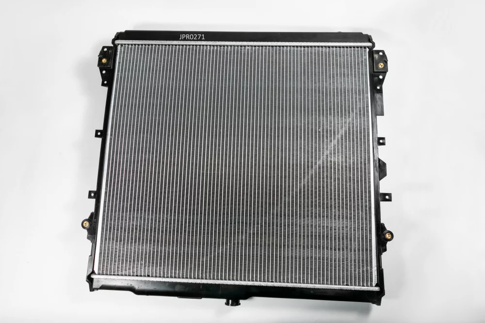 Радиатор двигателя MT (Способ сборки сот - Паяный) - Артикул JPR0271 - Производитель Just Drive - Фото, Отзывы, Цены 