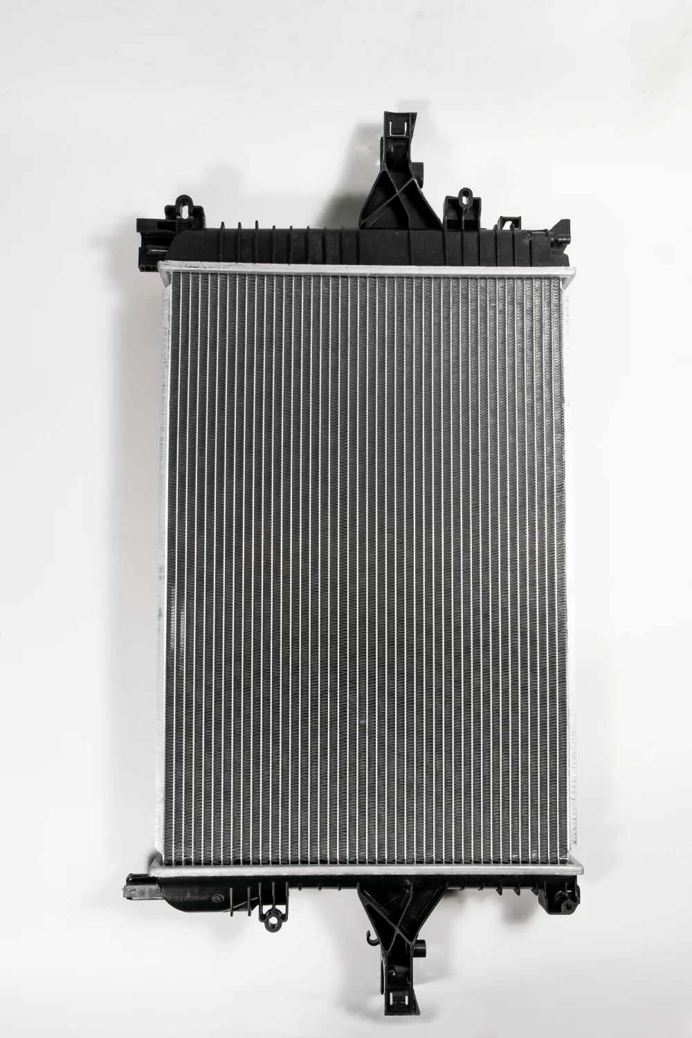 Радиатор двигателя AT (Способ сборки сот - Паяный) - Артикул JPR0272 - Производитель Just Drive - Фото, Отзывы, Цены 