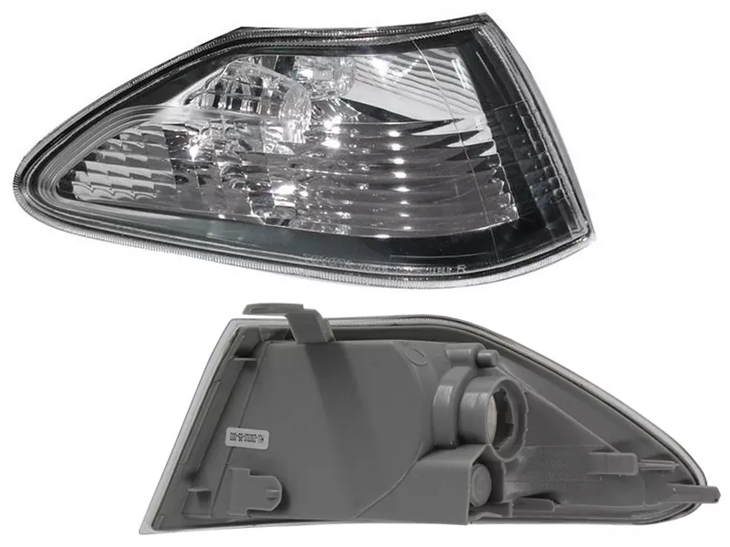 Габарит Toyota Carina (T210) 97-01 (Справа/ чёрный) - Артикул ST20406R - Производитель Sat - Фото, Отзывы, Цены 