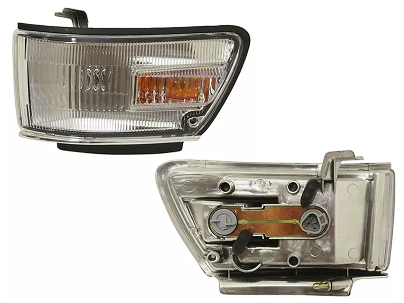 Указатель поворота угловой левый (светлый) -ST2121560L Sat для TOYOTA SPRINTER