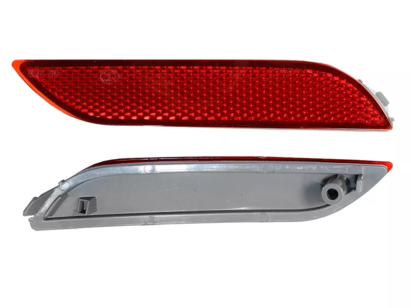 Отражатель Toyota Camry (XV70) 17-23 / Camry UAE/USA 17-24 (Справа) - Артикул ST21229T2R - Производитель Sat - Фото, Отзывы, Цены 