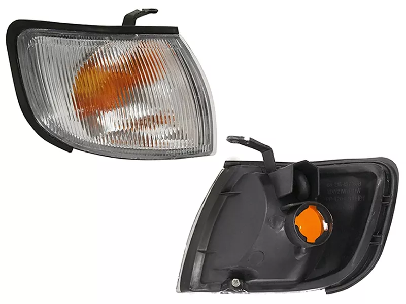 Габарит Nissan Cefiro 94-96 / Maxima 95-00 (Справа) - Артикул ST2151573R - Производитель Sat - Фото, Отзывы, Цены 