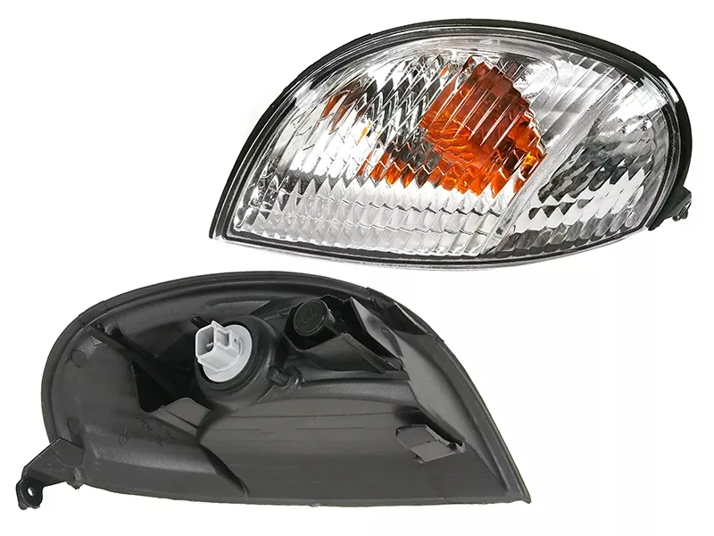 Габарит Toyota Nadia 98-03 (Справа) - Артикул ST4420R - Производитель Sat - Фото, Отзывы, Цены 