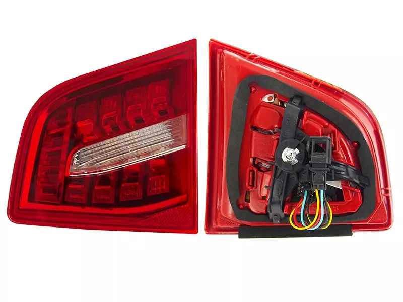 Фонарь в крышку багажника правый -ST4461309R Sat для AUDI A6