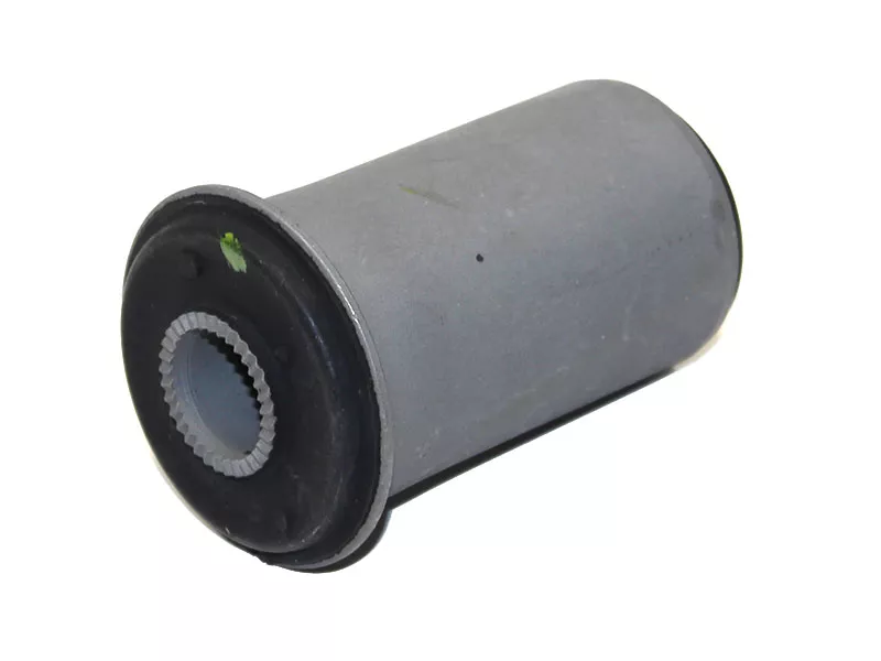 Сайлентблок рычага Mitsubishi L200 96-06 / Pajero 91-00 - Артикул STMB633870 - Производитель Sat - Фото, Отзывы, Цены 