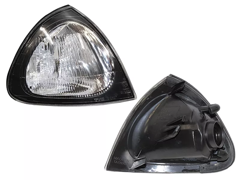 Габарит Toyota Avensis (T220) 97-03 / Caldina (T210) 97-02 (Справа) - Артикул 185457012B - Производитель Tyc - Фото, Отзывы, Цены 